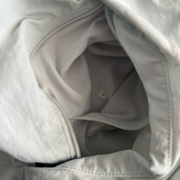 Lululemon Always Effortless Jacket - Picture 11 of 16